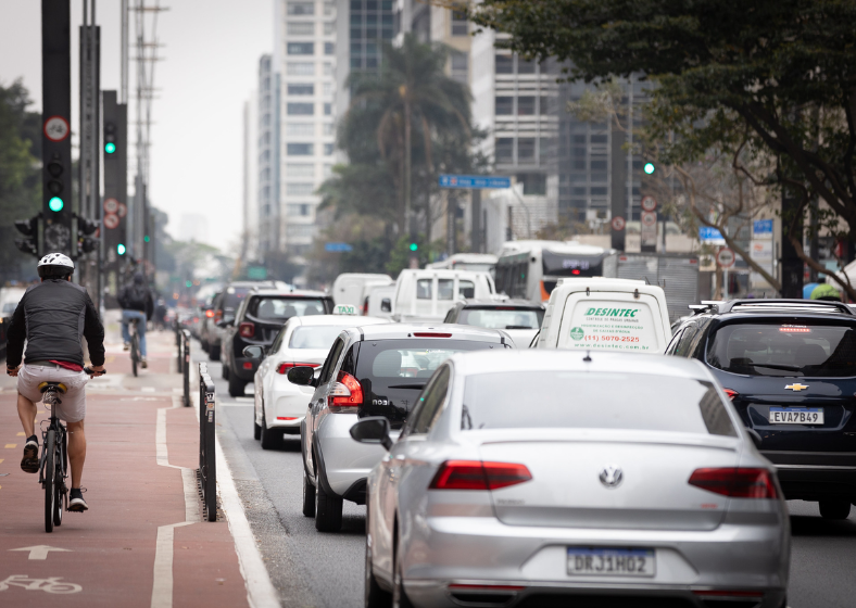 Em outubro de 2023, 13.398 consumidores solicitaram o abatimento do IPVA deste ano, totalizando R$ 478,6 mil. 